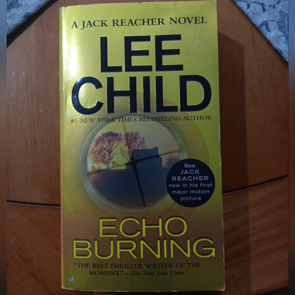 Echo Burning by Lee Child - Picture 1 of 2